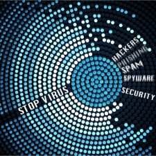 L'occasion d'échanger des enjeux liés aux cyber-attaques avec le général Jean-Paul Paloméros.